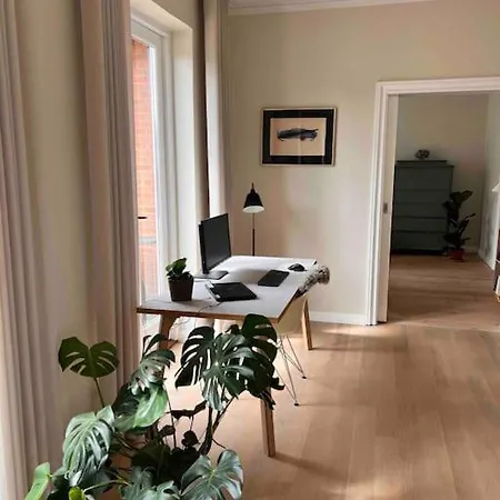 Lägenhet Big Private House 15min From Copenhagen Charlottenlund