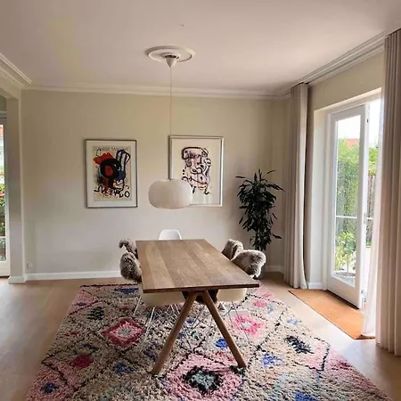 Big Private House 15min From Copenhagen Lägenhet *