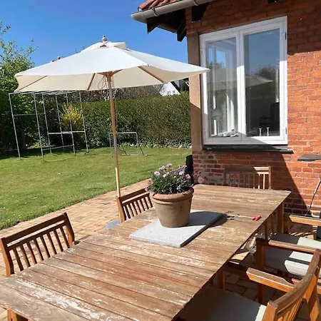 Lägenhet Big Private House 15min From Copenhagen
